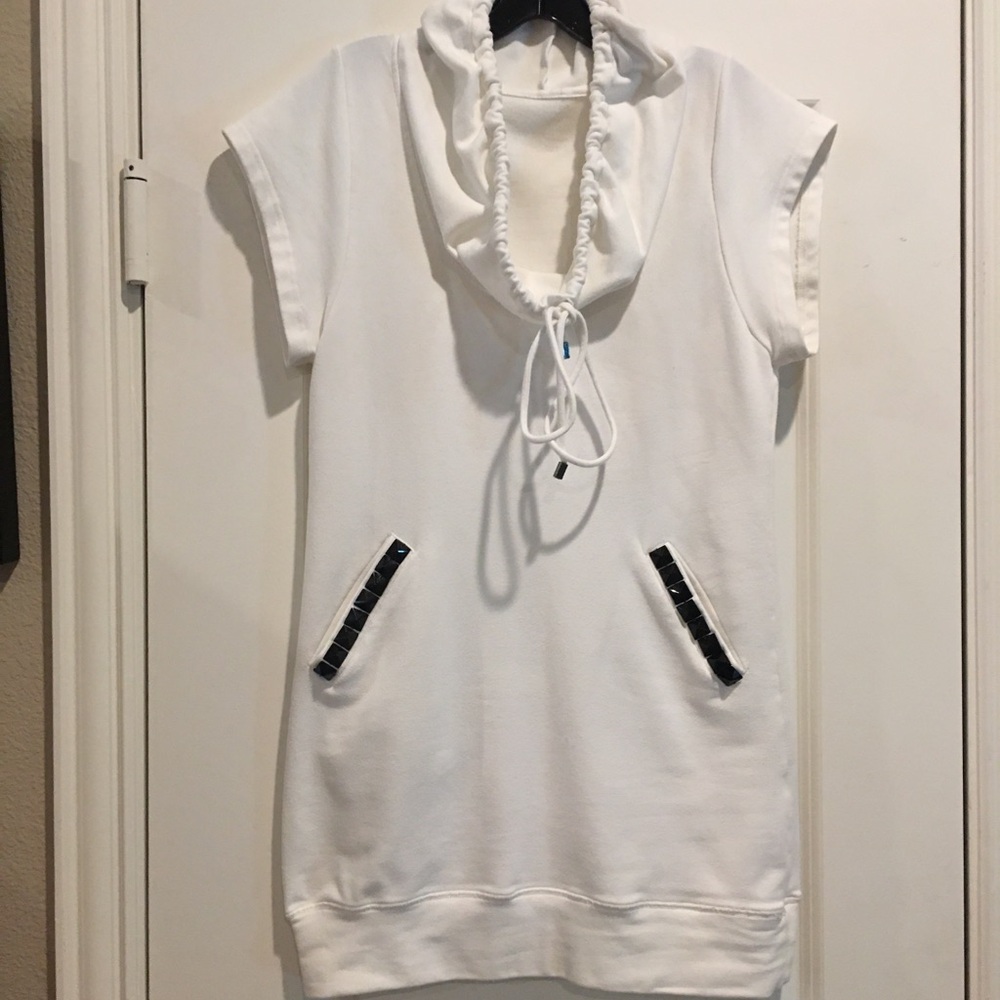 OVERSIZED WHITE CAP SLEEVE COWL NECK SWEATSHIRT DRESS - MED
